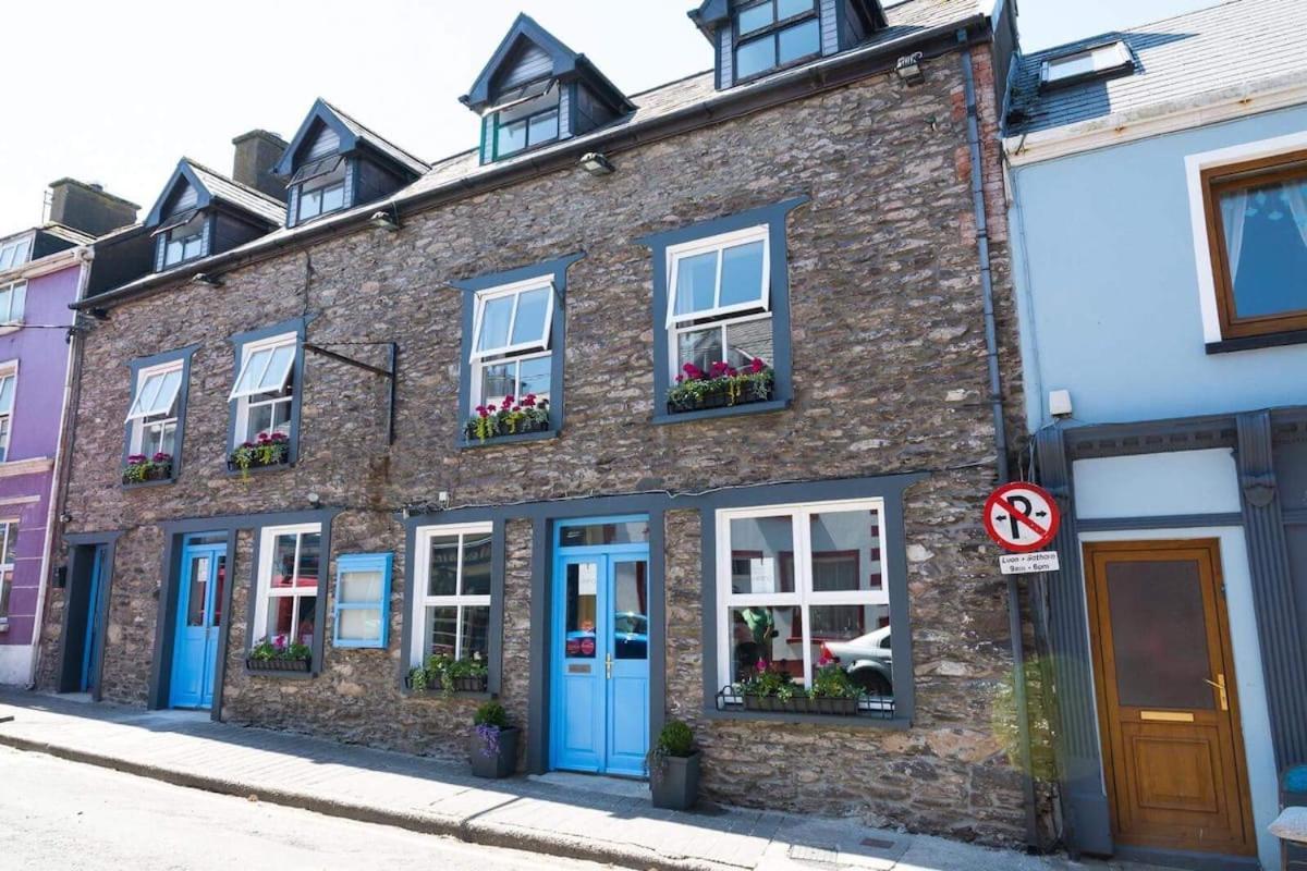 Apartments In Dingle Town Center Exterior foto